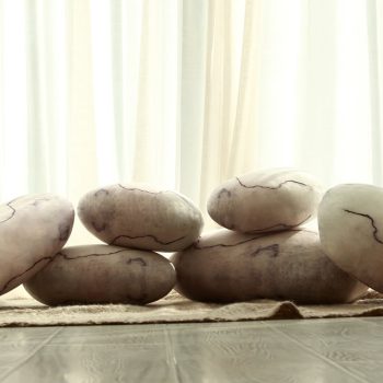 stone shaped floor pillows 4224